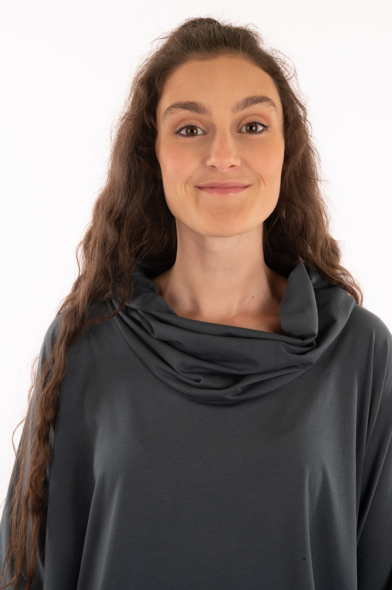 T1V-28 – PONCHO – Haut style poncho en coton biologique