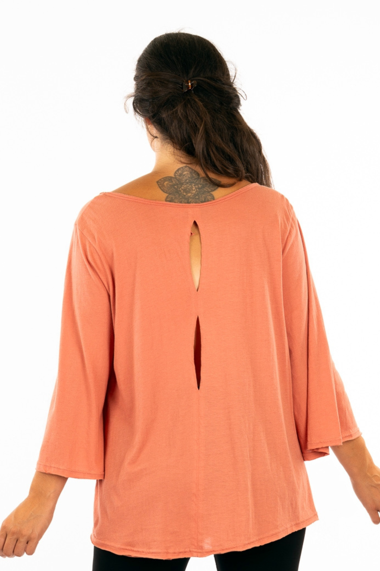 YB_18S - IKOBI : T-shirt de yoga en coton biologique
