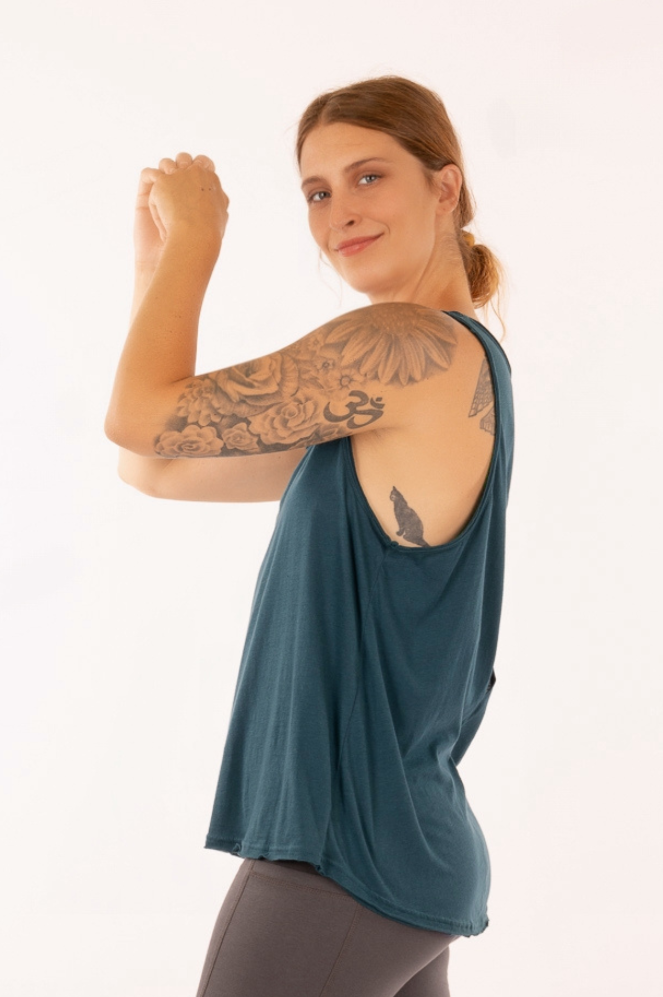 YB-17O - LOTUS OM - Camisole ample en coton biologique Lotus