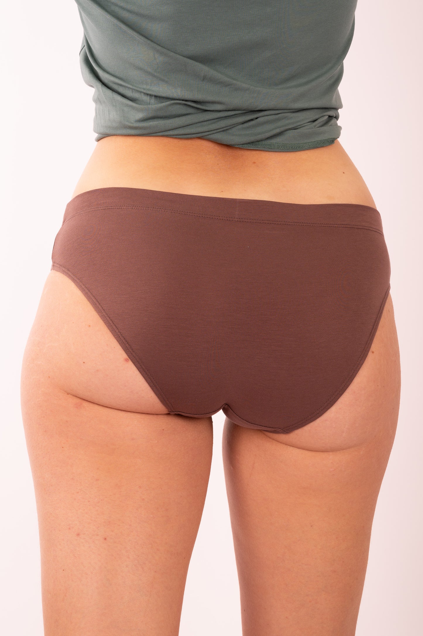 YB-20 - UND : Sous-vêtements pour femmes en coton biologique