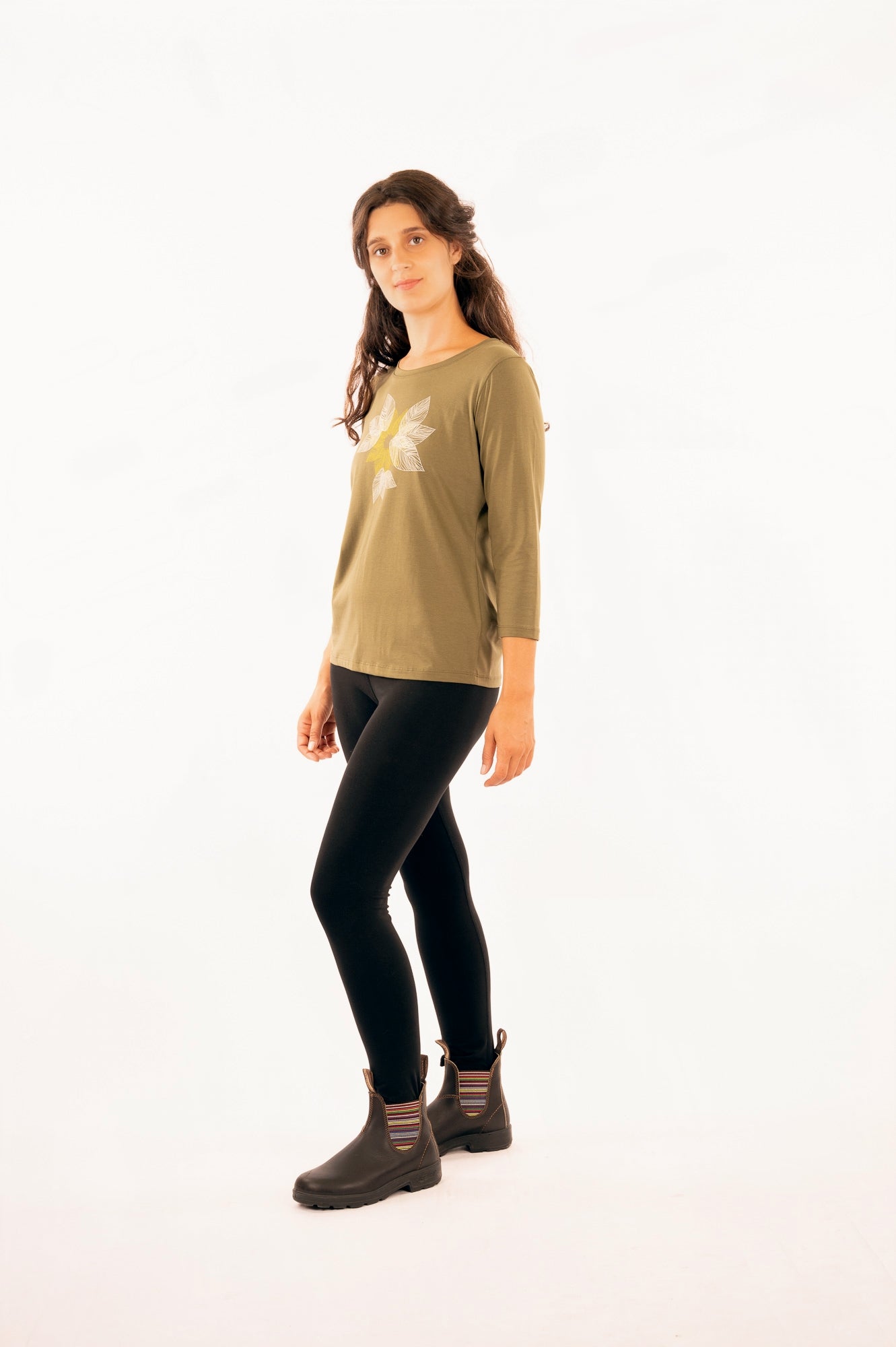 11_WEST_T-shirt Long Sleeves w/ print - Olive (Leaves Mandala)