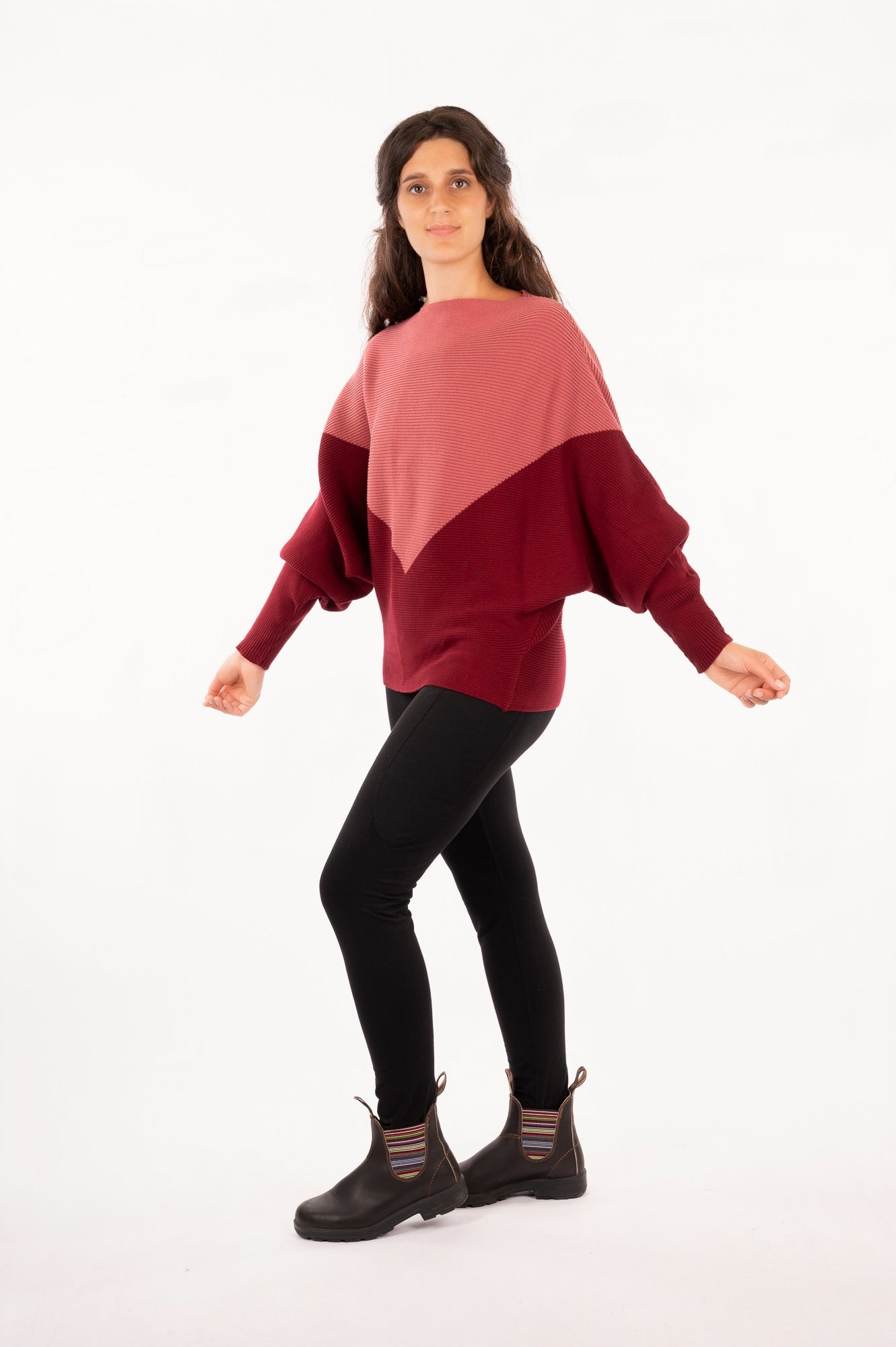 02_Organic Bat Sleeves Knit Triangle Sweater