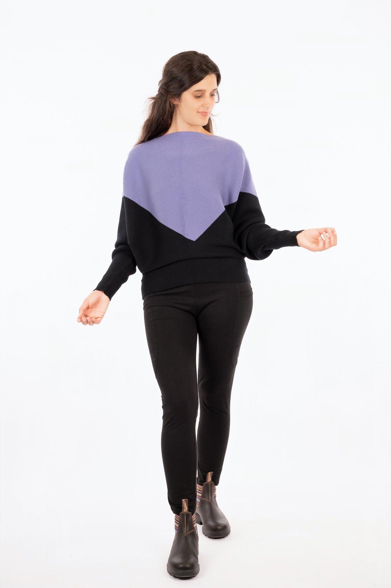 02_Organic Bat Sleeves Knit Triangle Sweater