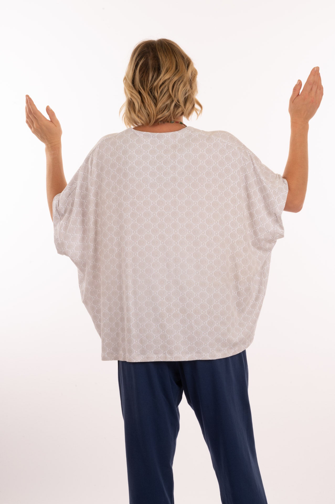T1V-22 – KATIA — Organic Cotton Very Loose Style Top