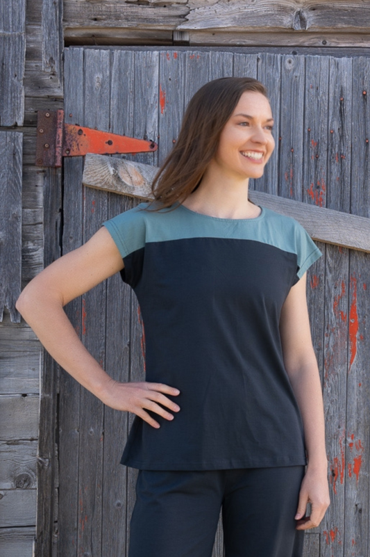 15-IYU : T-shirt bicolore à manches courtes en coton biologique