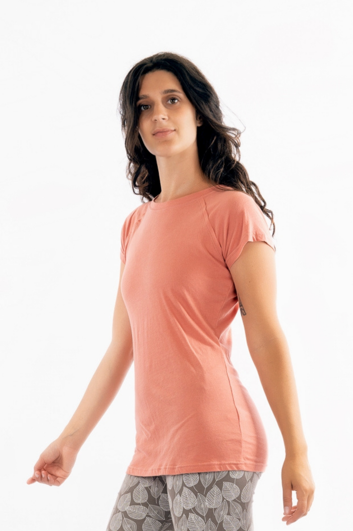 YB-18 - IKOBI : T-shirt en maille à manches raglan