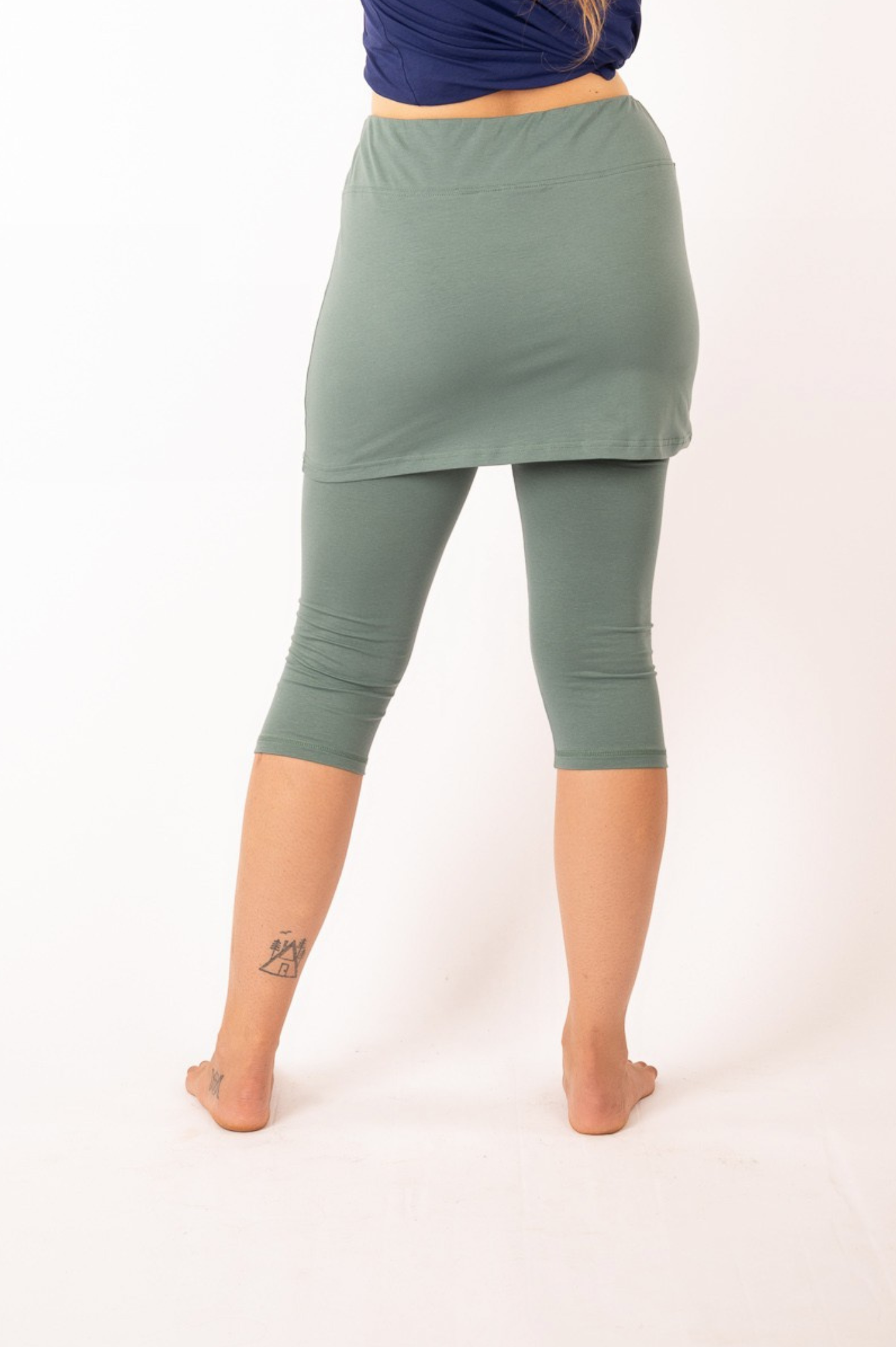 23_IVIO: Organic Cotton Short Skirt Plain
