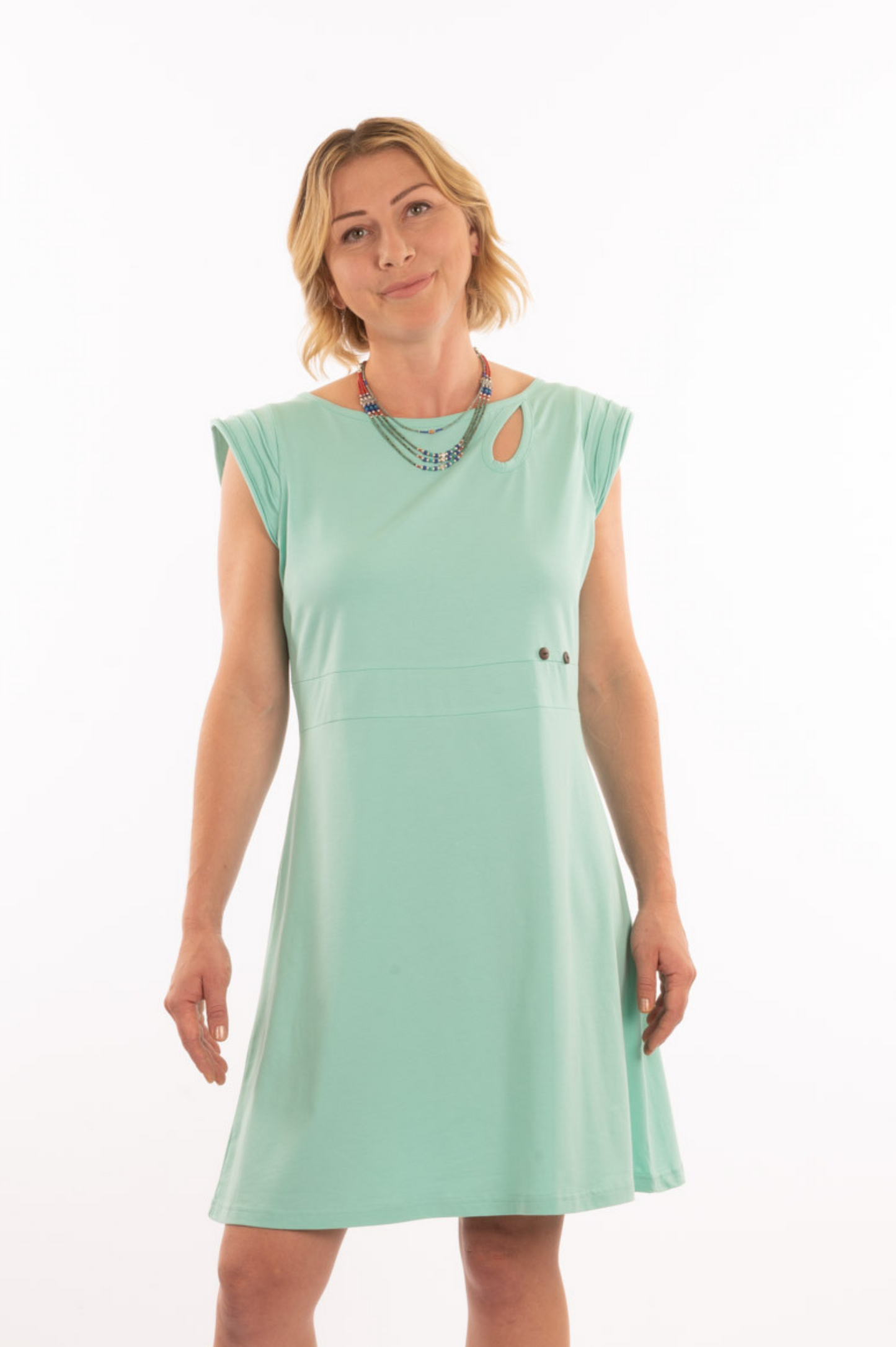 T1V-01 - LOUPE - Robe simple en coton bio avec passants latéraux