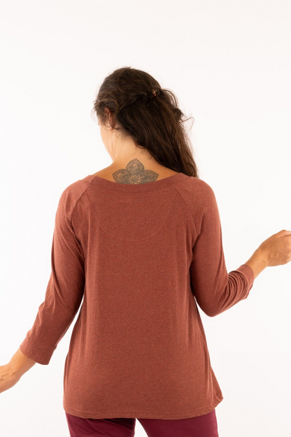 YB_09 - GIGI - Organic Cotton Raglan Sleeve T-shirt (w/out print)