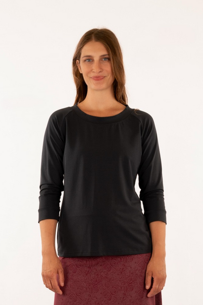 YB_09 - GIGI - Organic Cotton Raglan Sleeve T-shirt (w/out print)