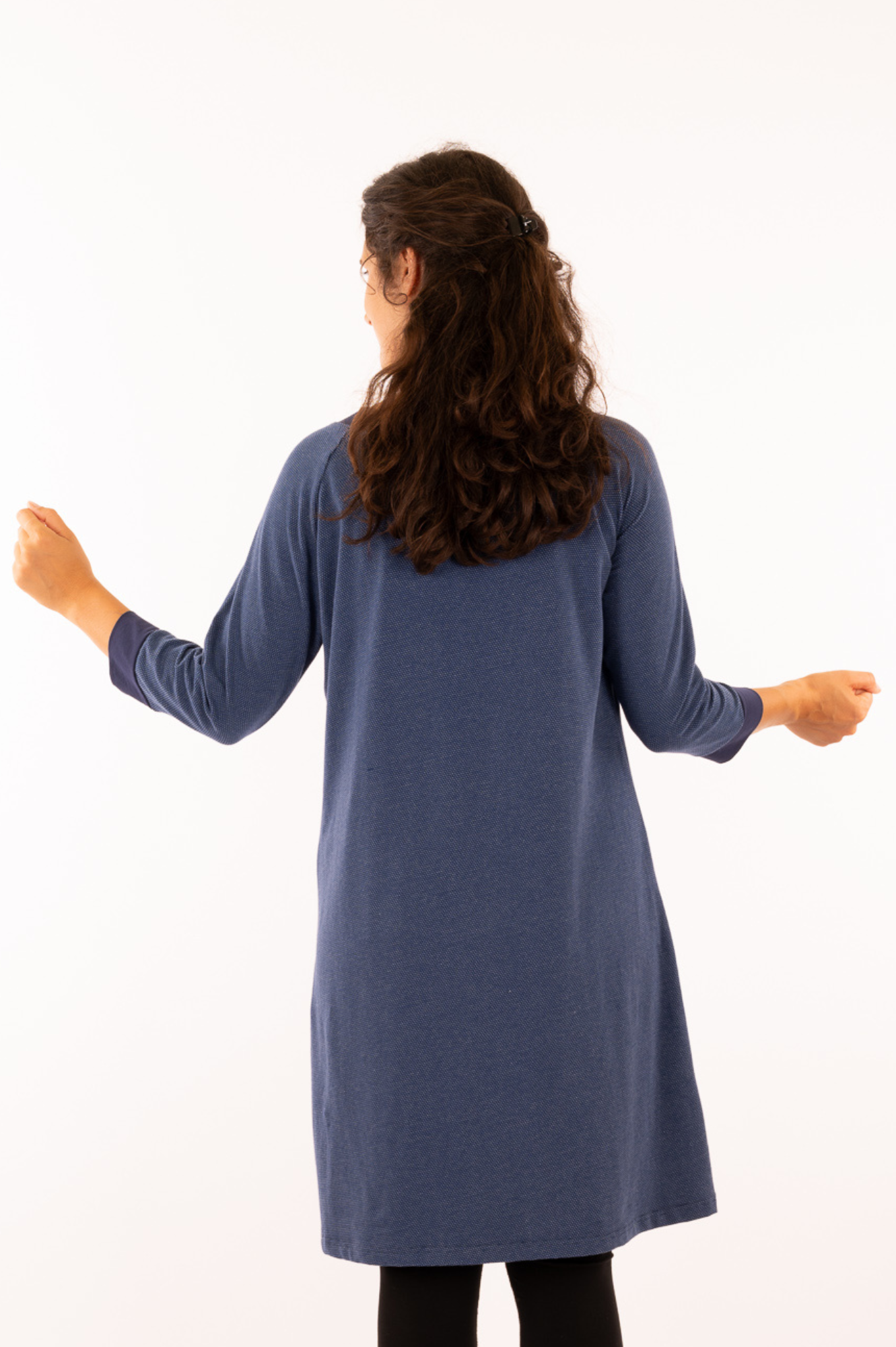 02_WILA - Robe trapèze en coton biologique à pois