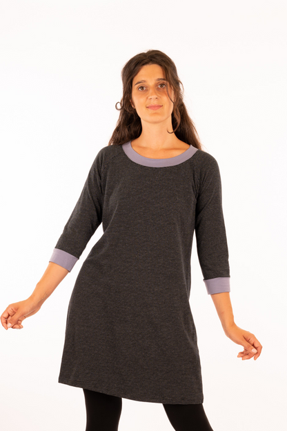 02_WILA - Robe trapèze en coton biologique à pois