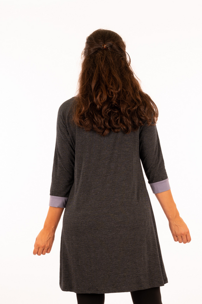 02_WILA - Robe trapèze en coton biologique à pois