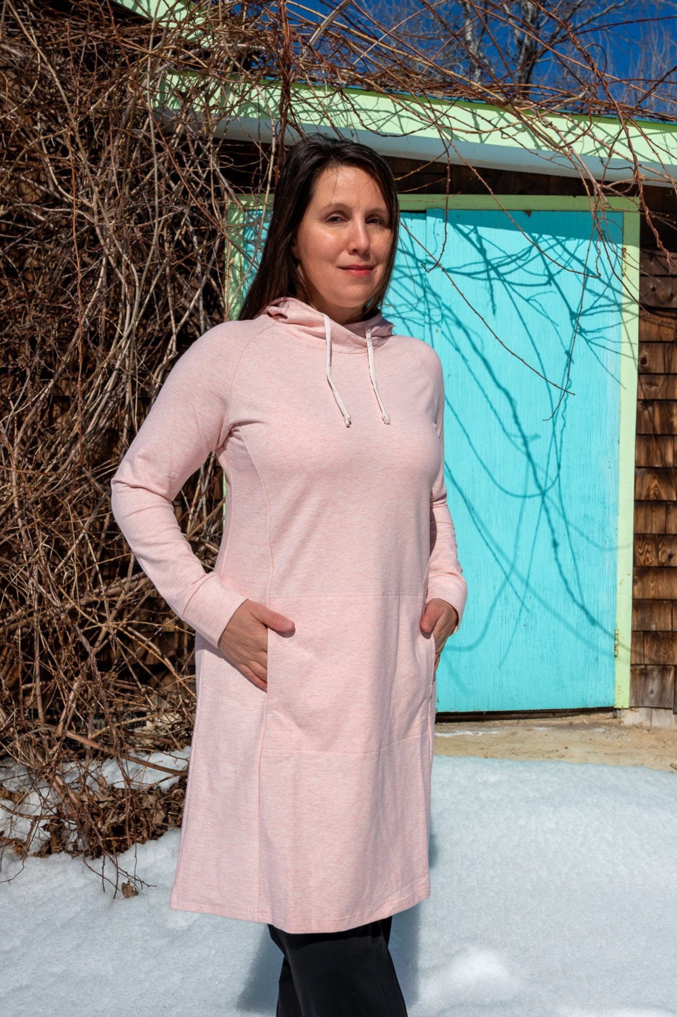 YB-01 - ALEXIA - Robe à capuche en coton bio
