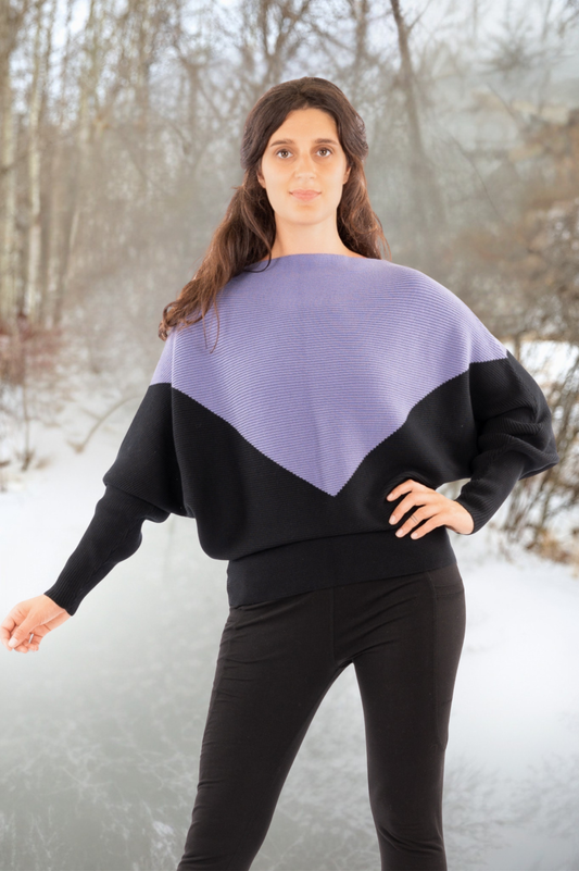 02_Organic Bat Sleeves Knit Triangle Sweater