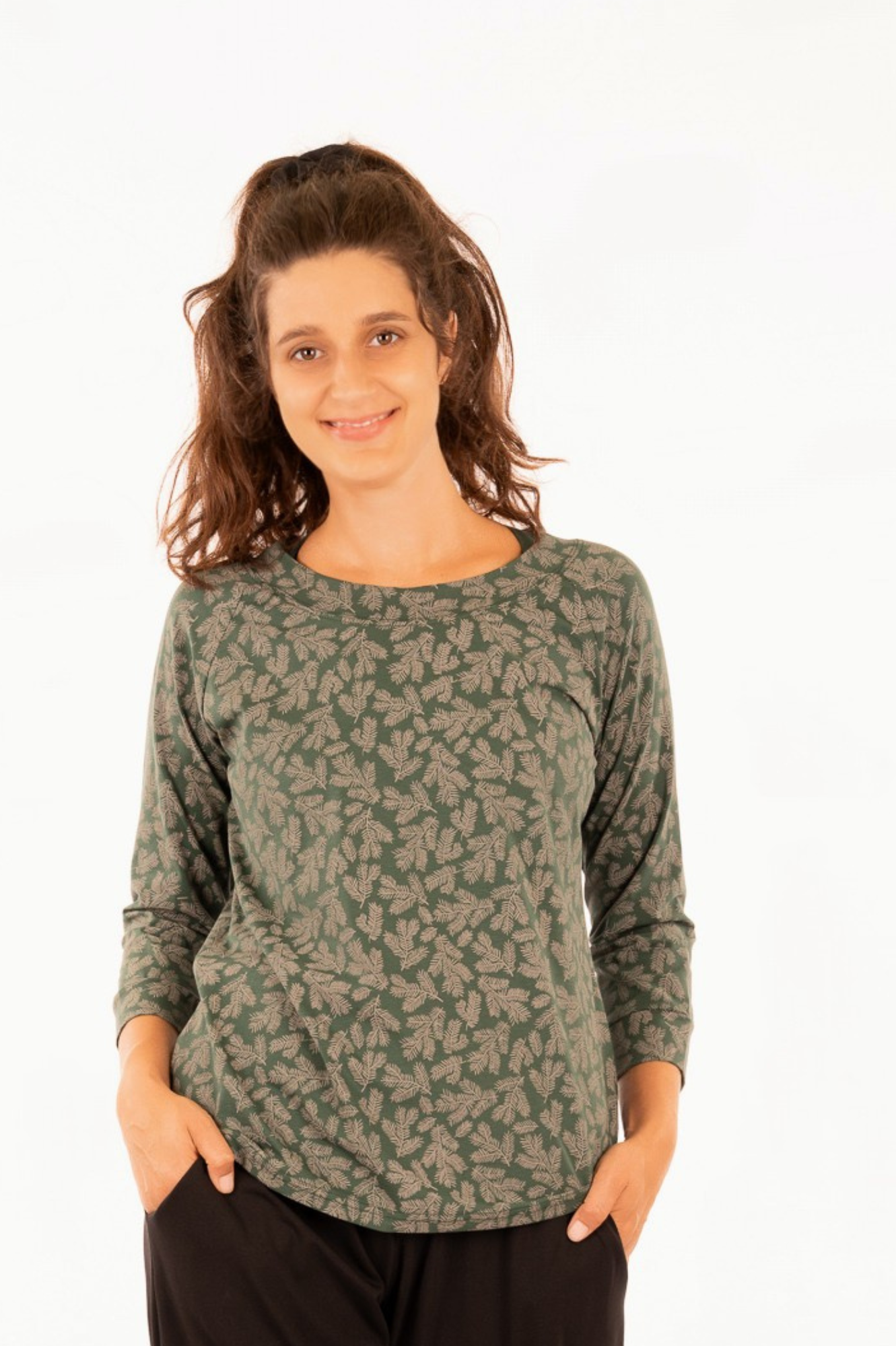 YB-09 - GIGI : T-shirt à manches raglan en coton biologique (avec imprimé)