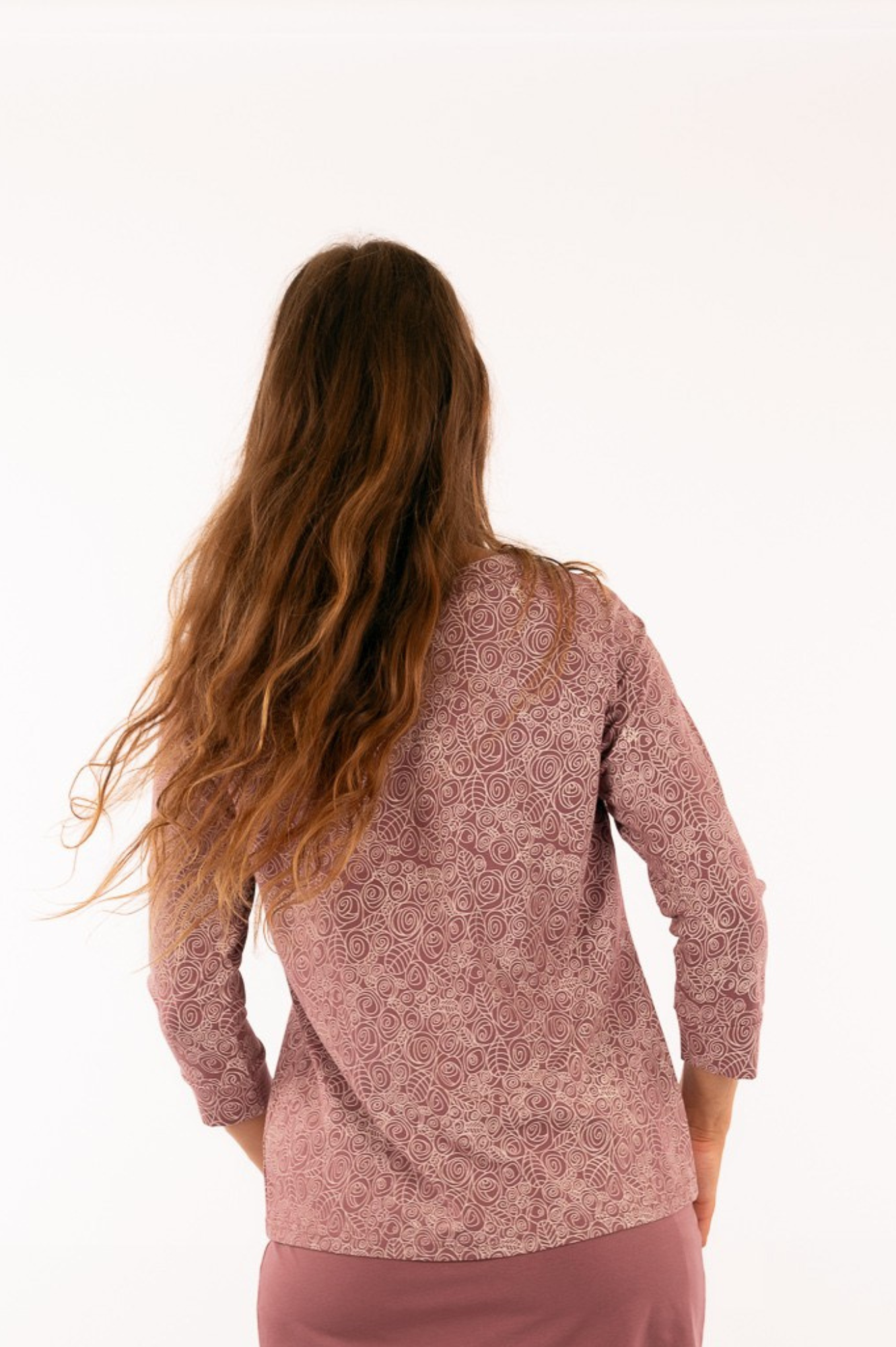 YB-09 - GIGI : T-shirt à manches raglan en coton biologique (avec imprimé)