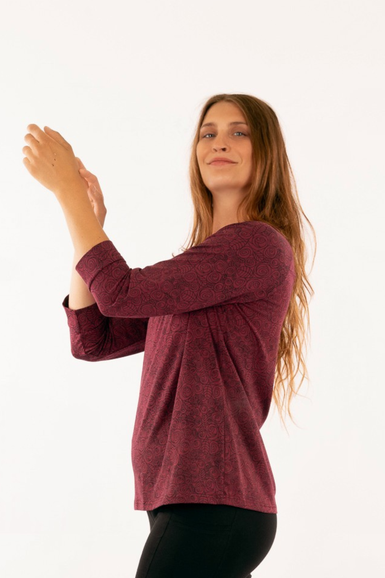 YB-09 - GIGI : T-shirt à manches raglan en coton biologique (avec imprimé)