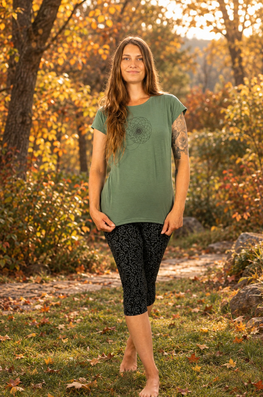 YB-07P - SOFIE SPIRAL – Organic Cotton T-shirt with print
