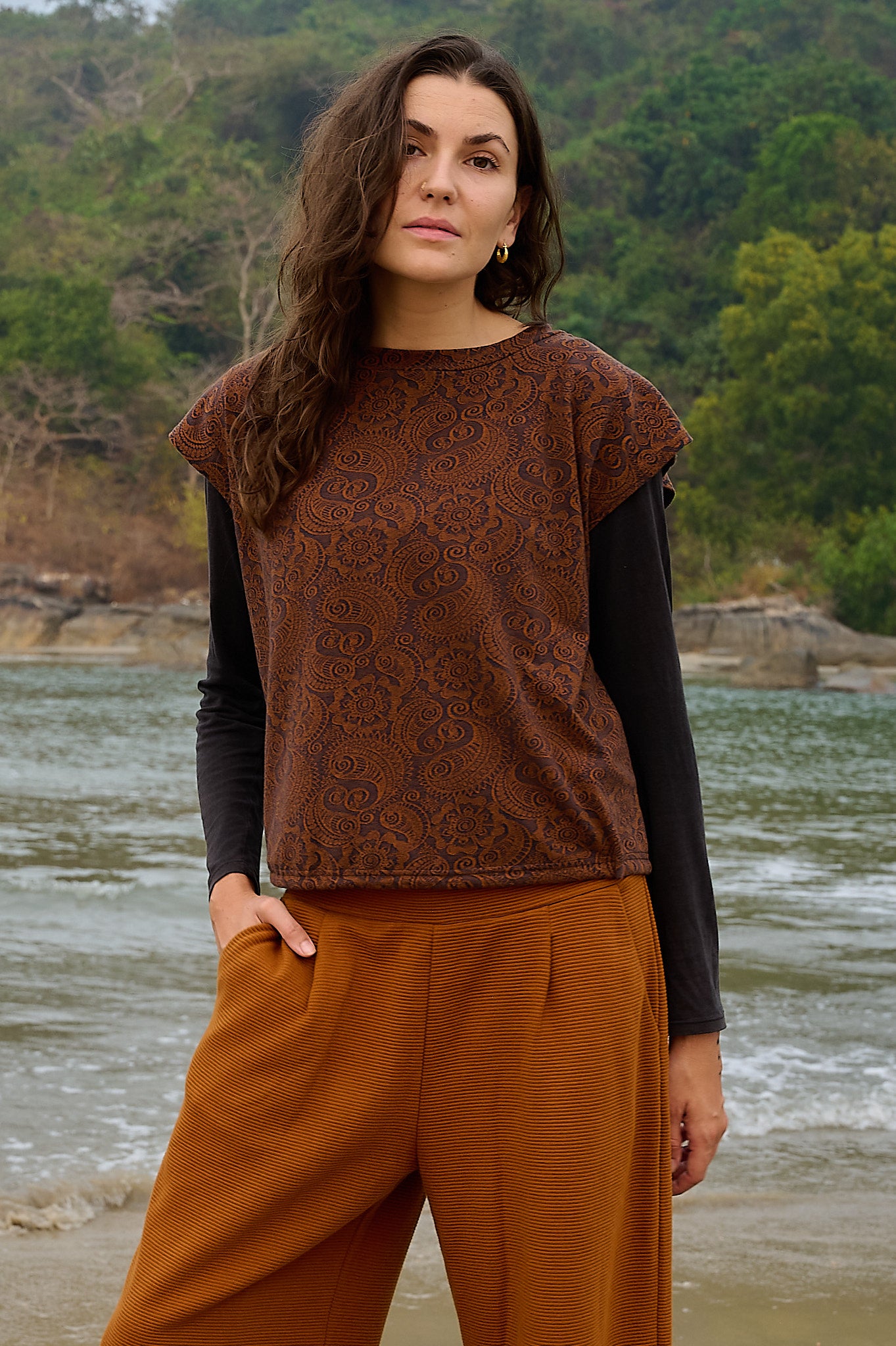 TF25-29A - ZOA : Sur-gilet en coton biologique - Jacquard