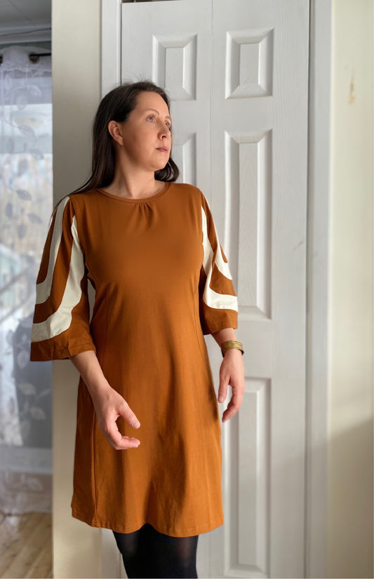 TF25-01 - ZAZA : Robe à manches rayées en coton biologique