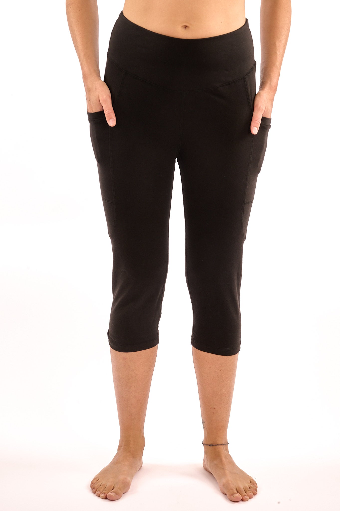 06_3/4 Legging with pockets