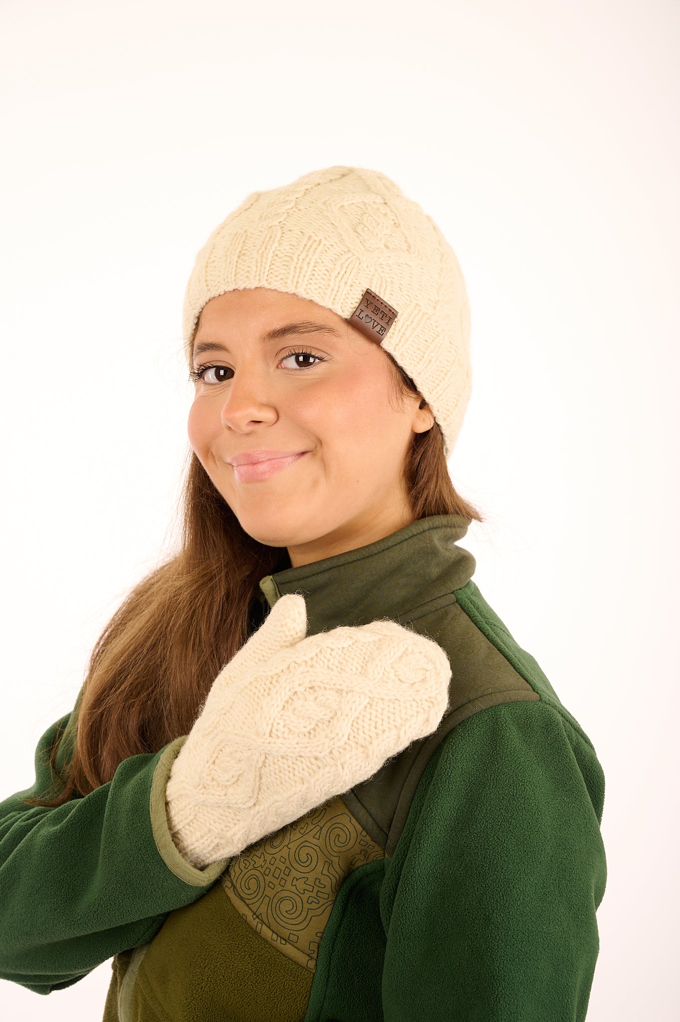 99 YAF25-04M - 100% Wool Handmade Mittens with Torsado